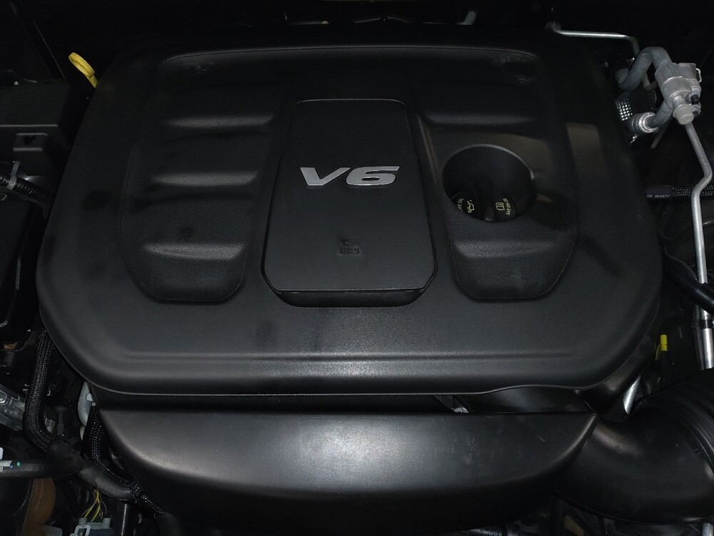 2018 Jeep Grand Cherokee in Orlando, FL 32808 - 18125176 30