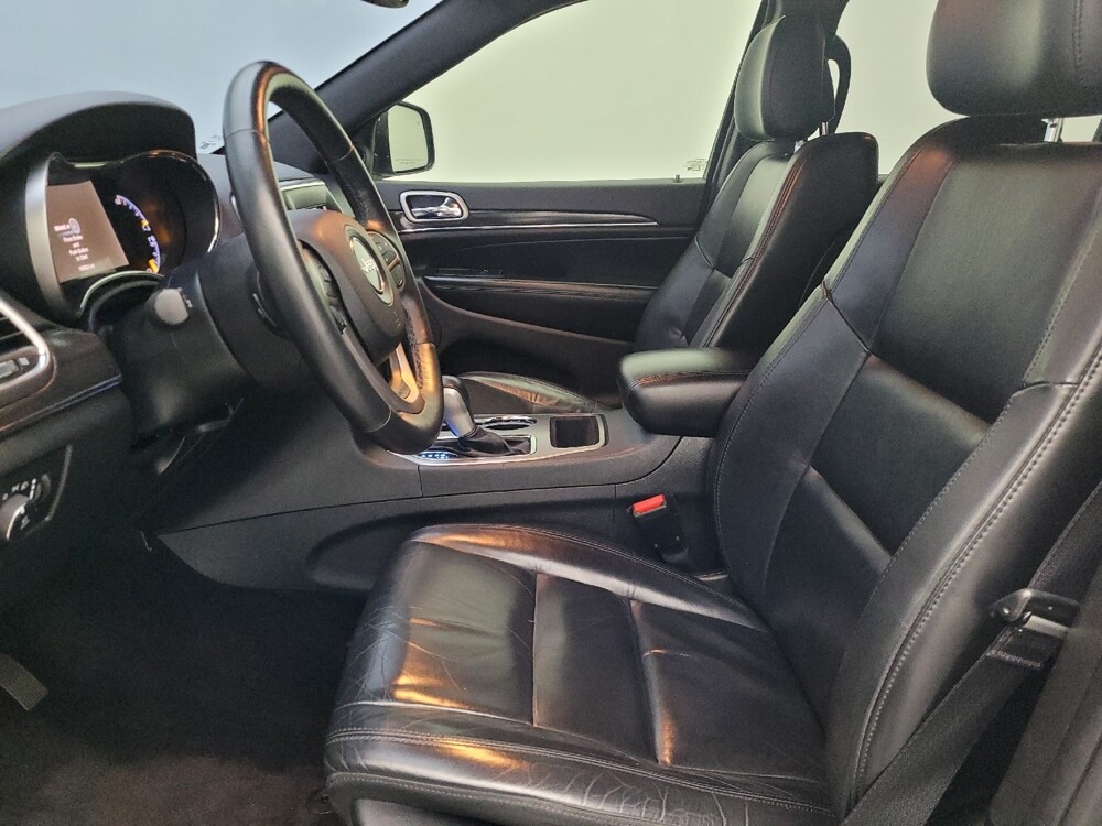 2018 Jeep Grand Cherokee in Orlando, FL 32808 - 18125176 17