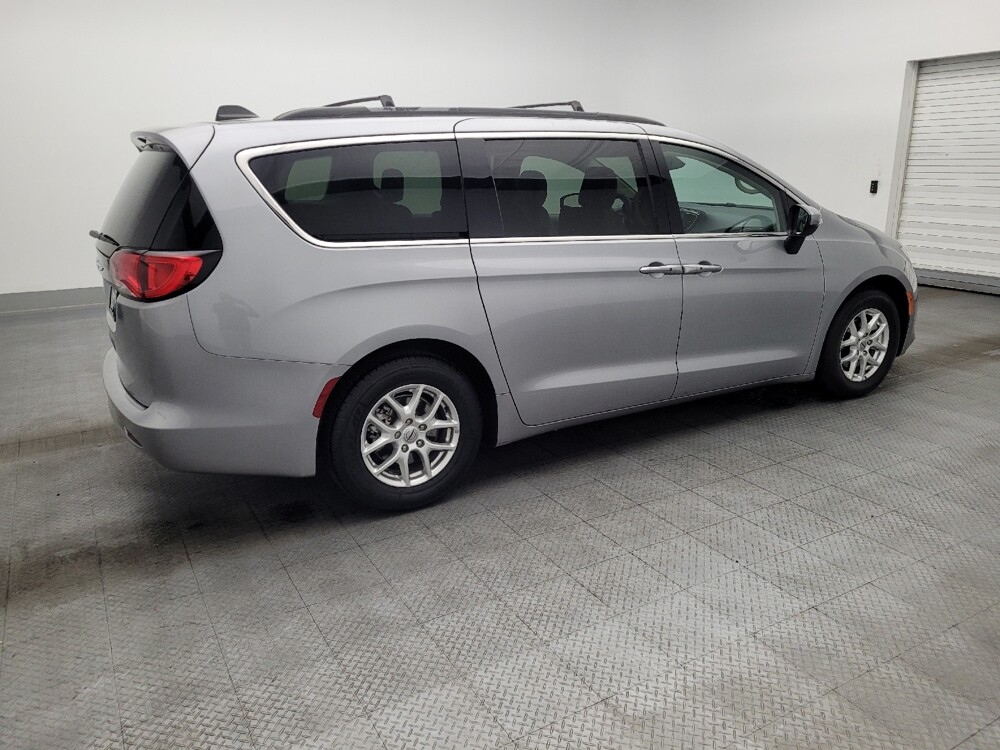 2021 Chrysler Voyager in Jacksonville, FL 32225 - 18125181 10