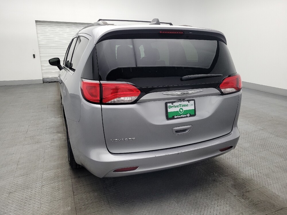 2021 Chrysler Voyager in Jacksonville, FL 32225 - 18125181 6