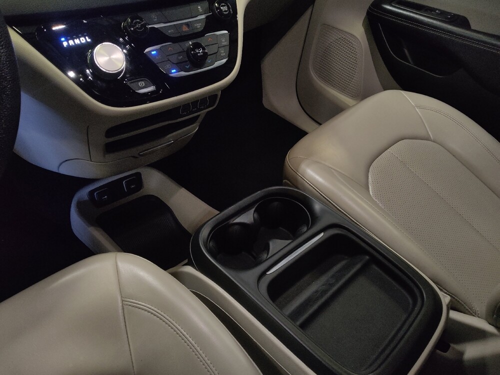 2021 Chrysler Voyager in Jacksonville, FL 32225 - 18125181 26