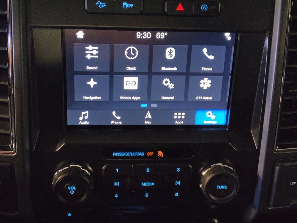 2018 Ford F150 in Jacksonville, FL 32225 - 18125183 25