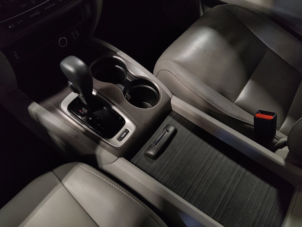 2017 Honda Pilot in Jacksonville, FL 32210 - 18125186 26