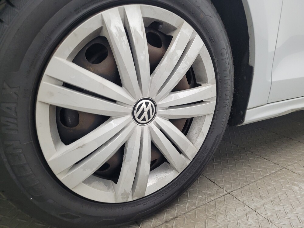 2017 Volkswagen Jetta in Lauderdale Lakes, FL 33313 - 18125193 31