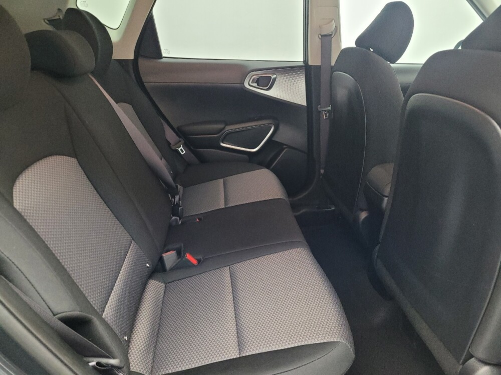 2025 Kia Soul in Hialeah, FL 33014 - 18125196 19
