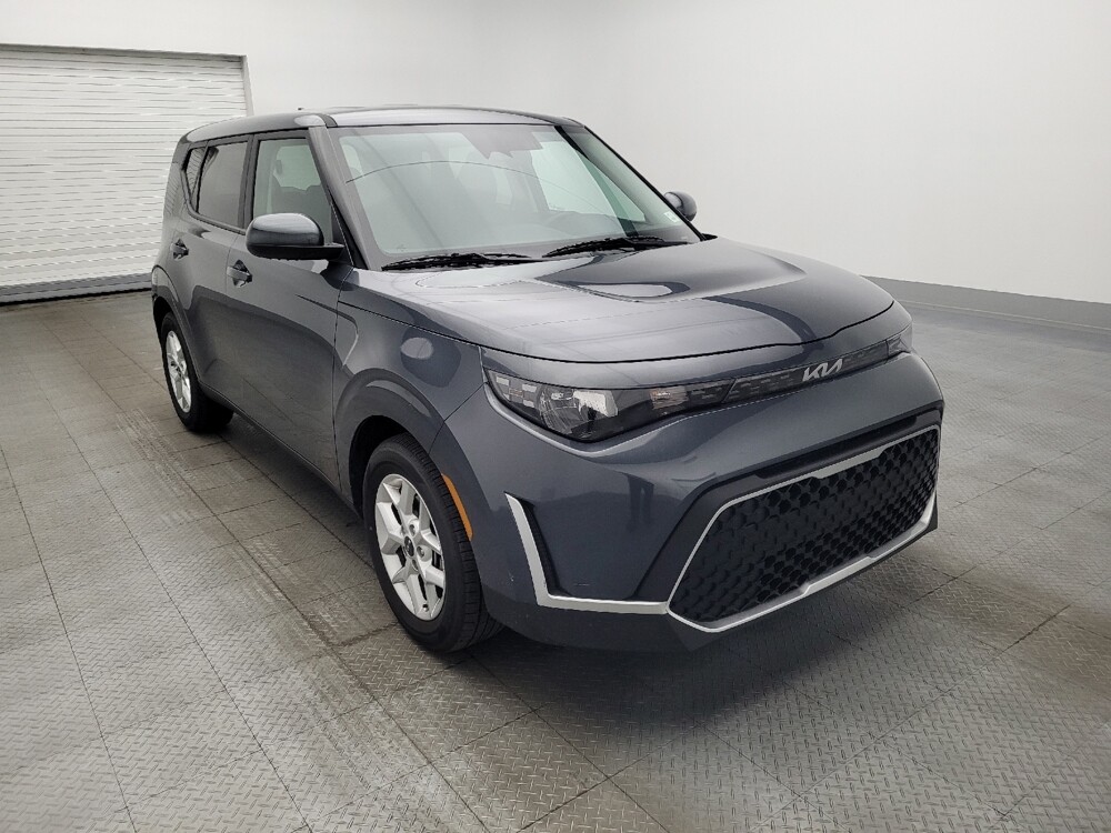 2025 Kia Soul in Hialeah, FL 33014 - 18125196 13