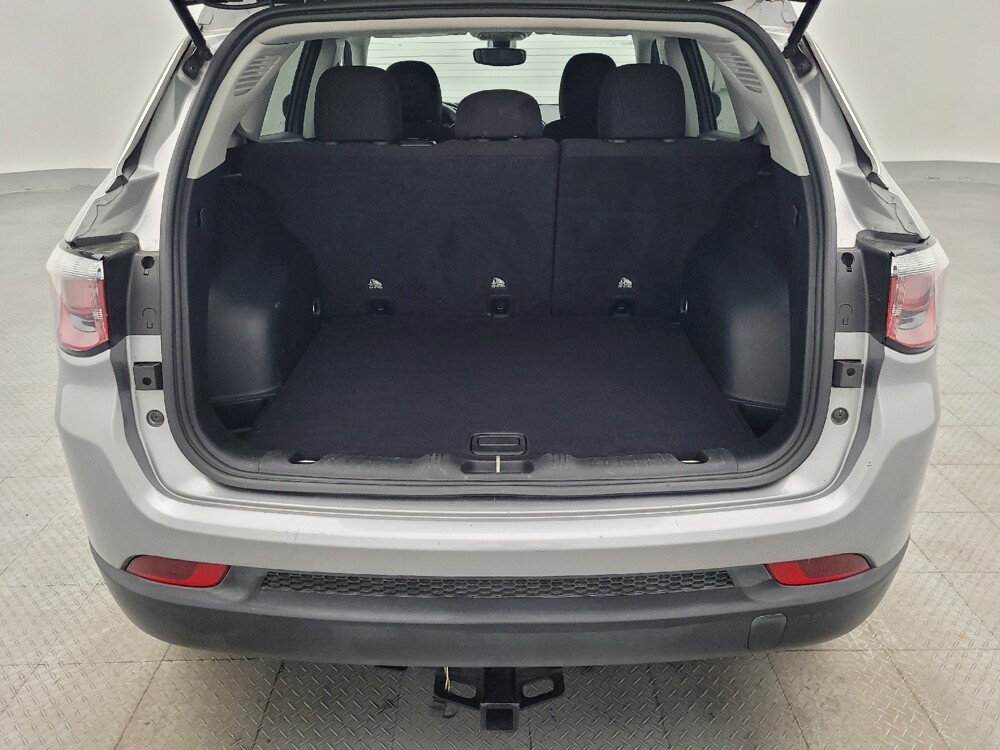 2020 Jeep Compass in Lauderdale Lakes, FL 33313 - 18125200 29