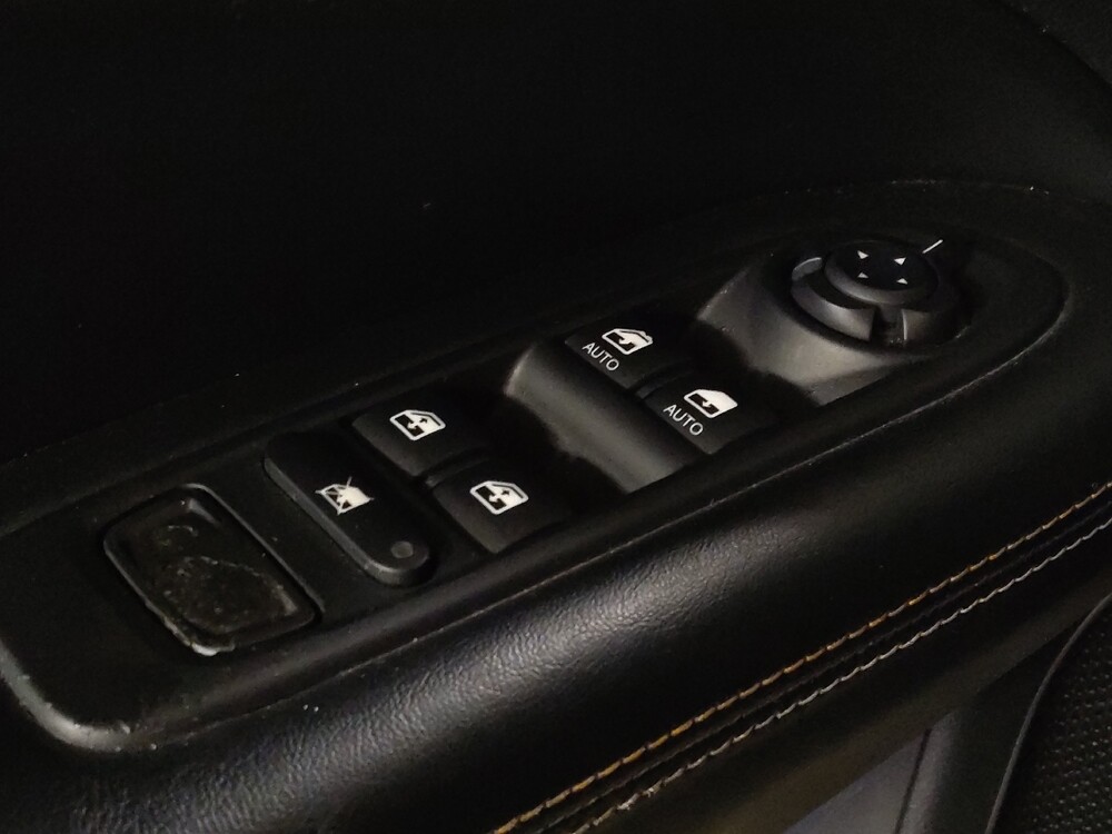 2020 Jeep Compass in Lauderdale Lakes, FL 33313 - 18125200 27