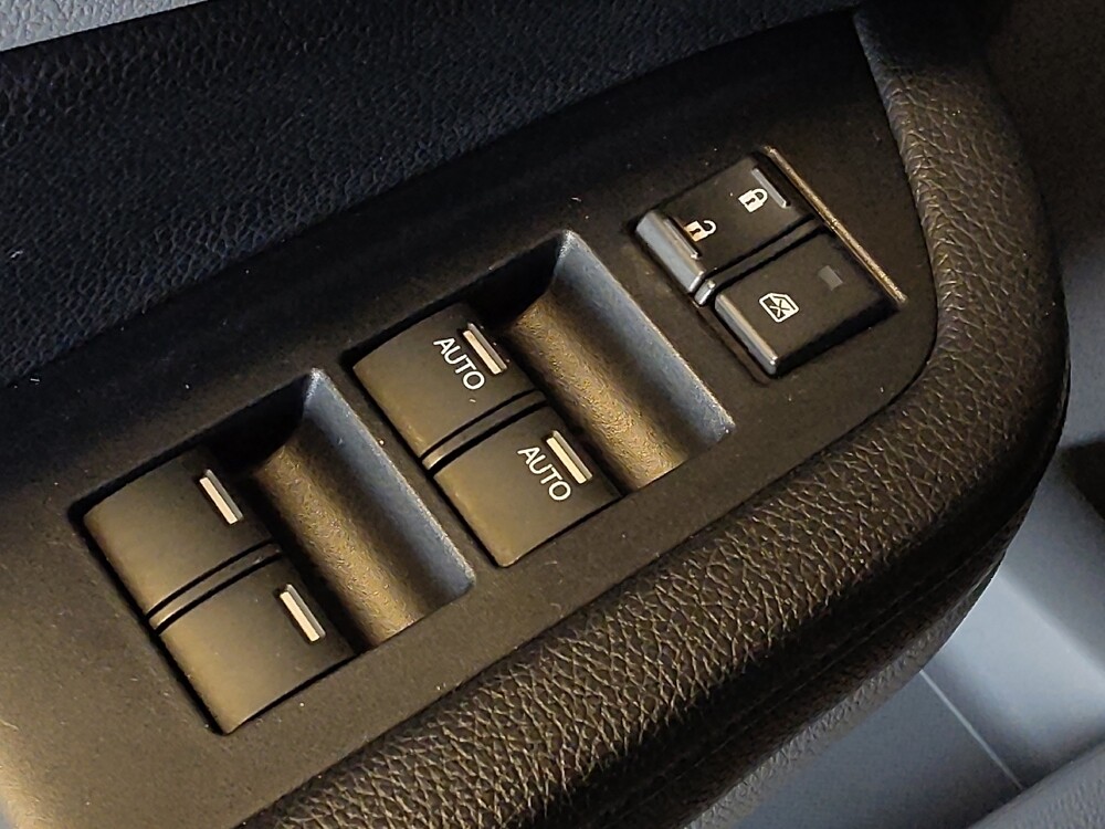 2018 Honda Pilot in Jacksonville, FL 32225 - 18125204 27