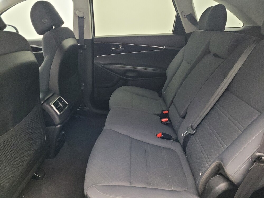 2017 Kia Sorento in Pensacola, FL 32505 - 18125205 18