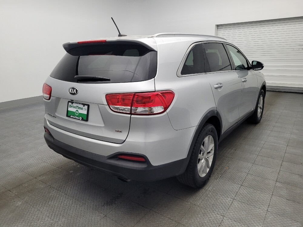 2017 Kia Sorento in Pensacola, FL 32505 - 18125205 9