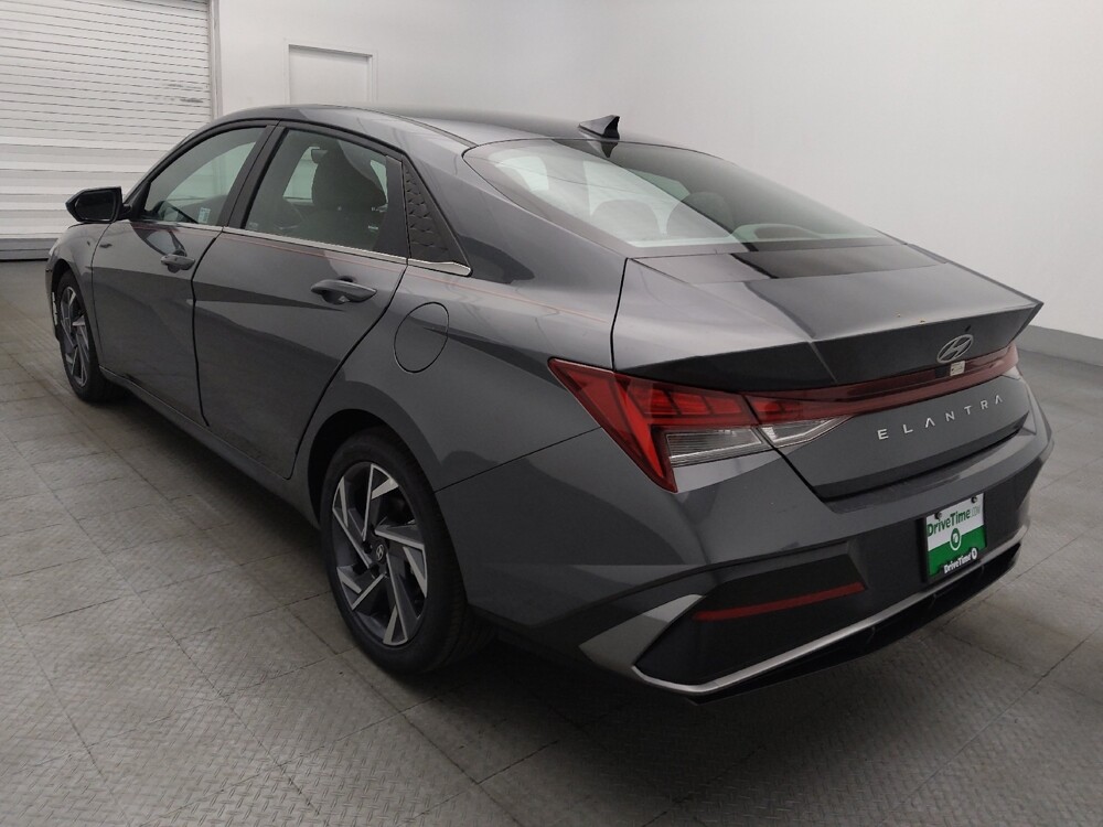 2025 Hyundai Elantra in Jacksonville, FL 32210 - 18125220 5