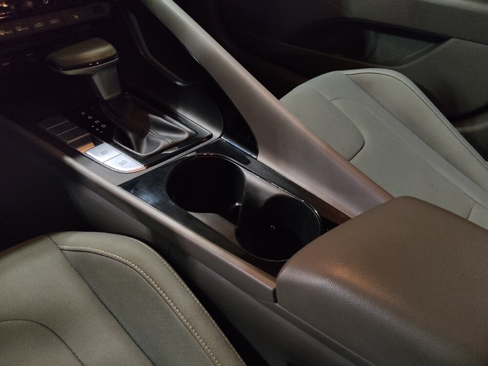 2025 Hyundai Elantra in Jacksonville, FL 32210 - 18125220 26