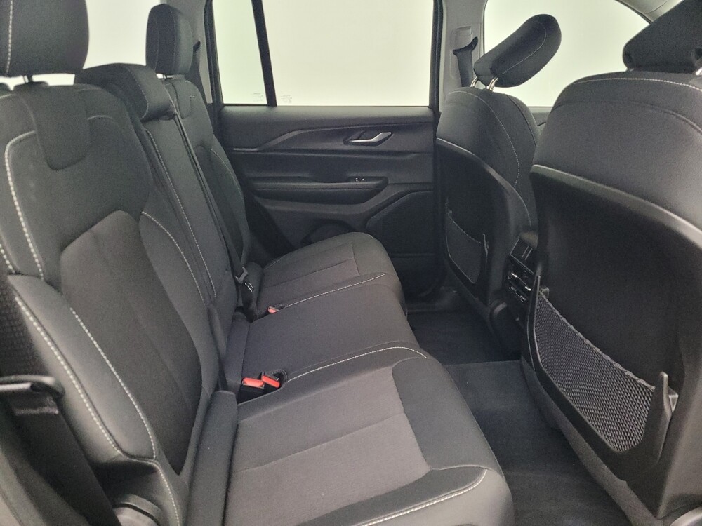 2023 Jeep Grand Cherokee in Pensacola, FL 32505 - 18125222 19