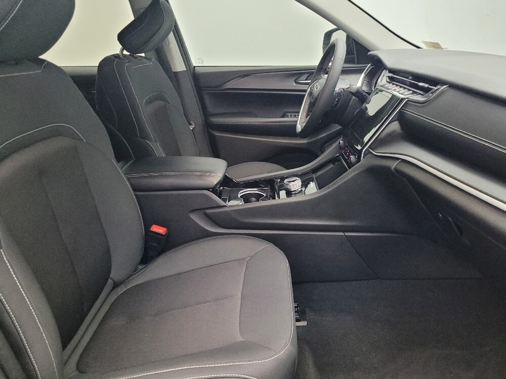 2023 Jeep Grand Cherokee in Pensacola, FL 32505 - 18125222 21