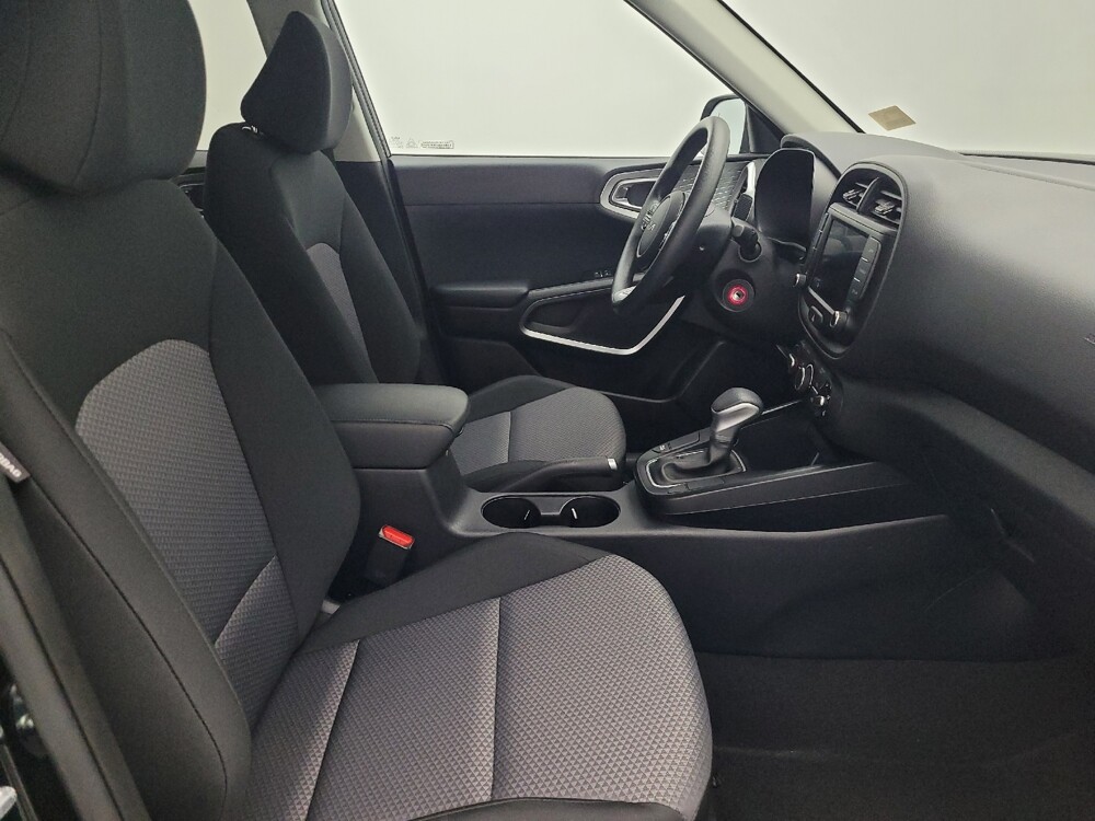 2025 Kia Soul in Orlando, FL 32808 - 18125225 21