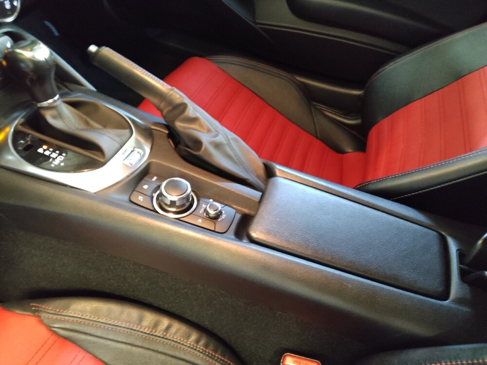 2018 FIAT 124 Spider in Winston-Salem, NC 27103 - 18125230 26