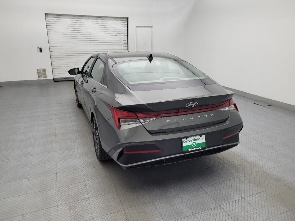 2024 Hyundai Elantra in Columbia, SC 29210 - 18125235 5