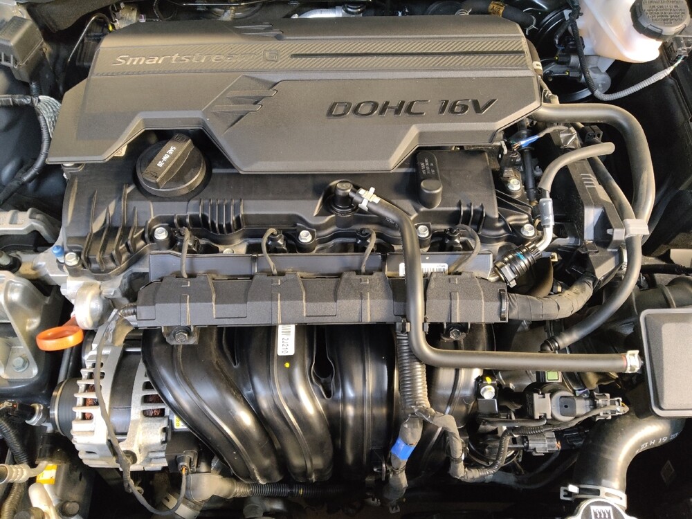 2024 Hyundai Elantra in Columbia, SC 29210 - 18125235 30