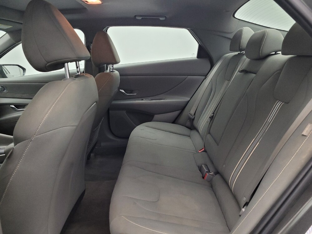 2024 Hyundai Elantra in Columbia, SC 29210 - 18125235 18