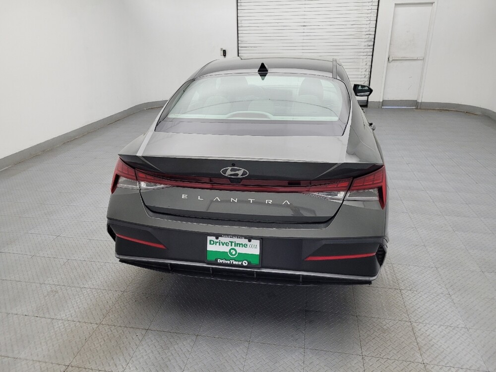 2024 Hyundai Elantra in Columbia, SC 29210 - 18125235 7