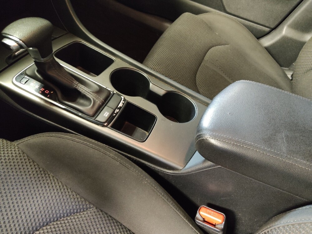 2020 Kia Optima in Columbia, SC 29210 - 18125237 26