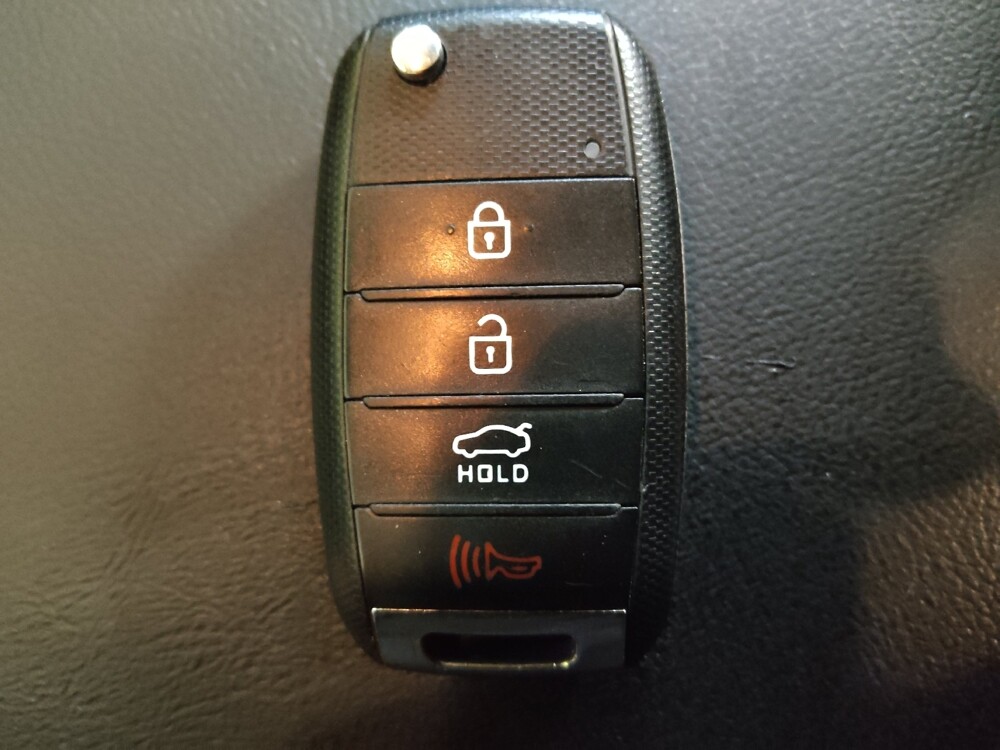 2020 Kia Optima in Columbia, SC 29210 - 18125237 32