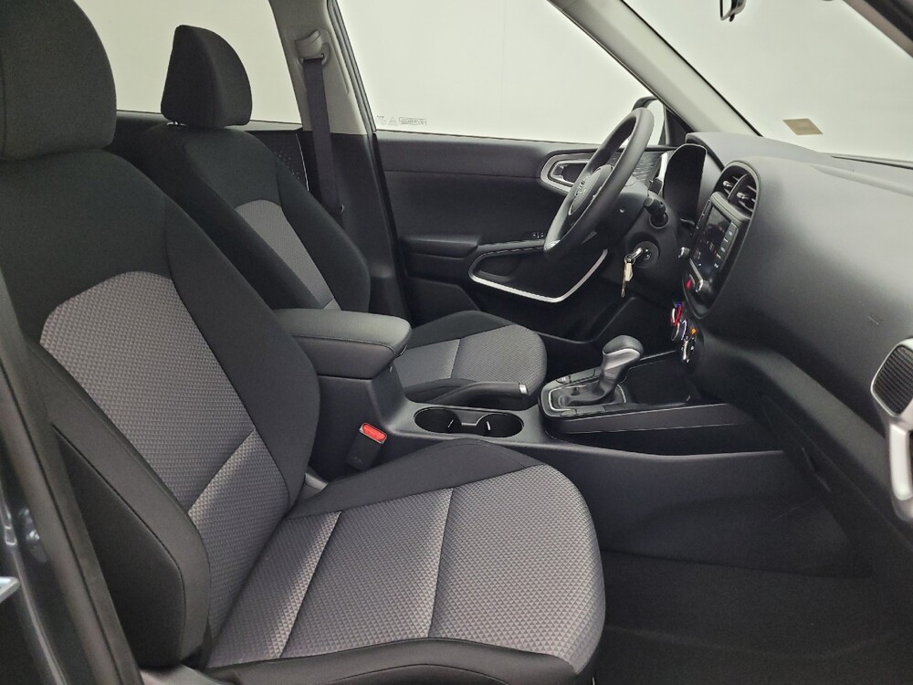 2025 Kia Soul in Charleston, SC 29414 - 18125249 21