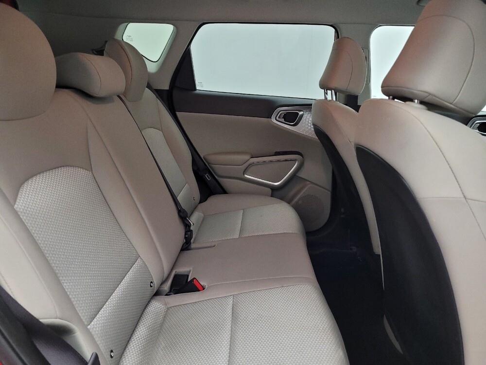2025 Kia Soul in Charleston, SC 29414 - 18125250 19