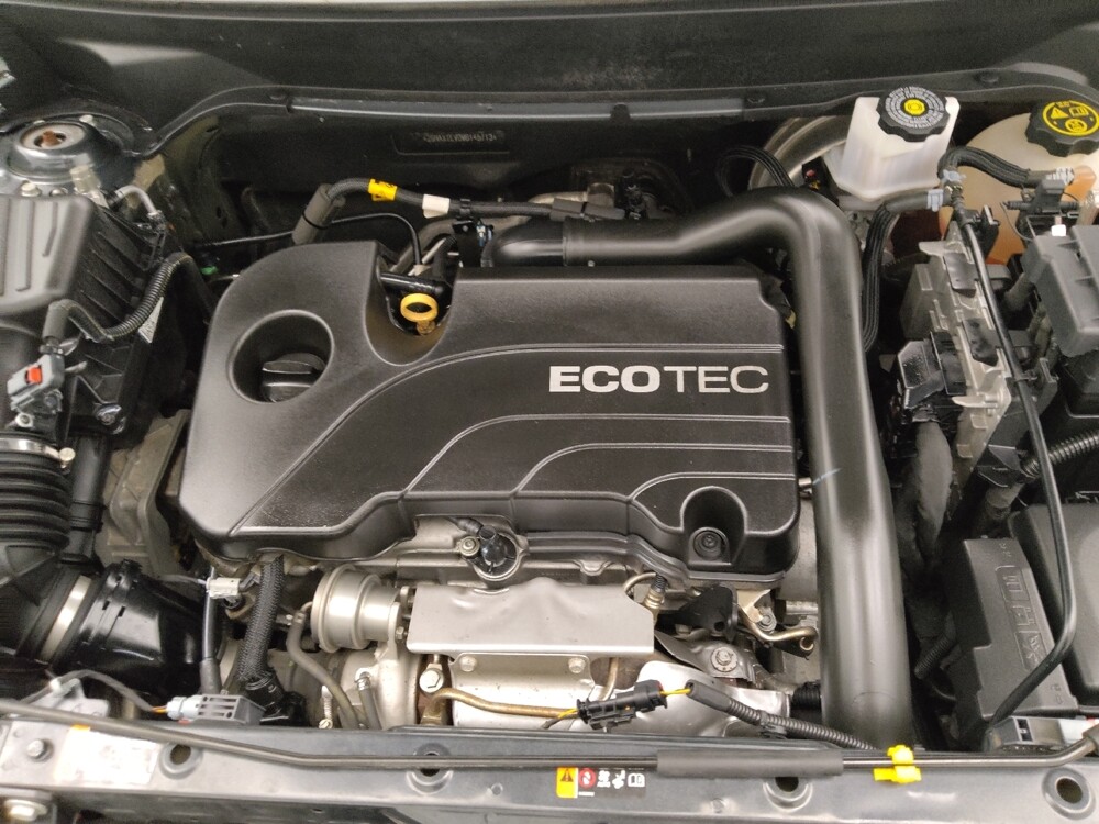 2021 Chevrolet Equinox in Albuquerque, NM 87113 - 18125256 30