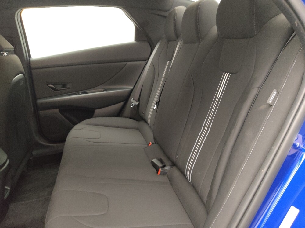 2025 Hyundai Elantra in Lakewood, CO 80215 - 18125258 18