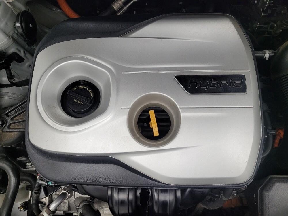 2016 Hyundai Sonata in Huntsville, AL 35816 - 18125268 30