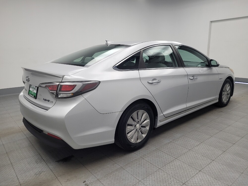 2016 Hyundai Sonata in Huntsville, AL 35816 - 18125268 9