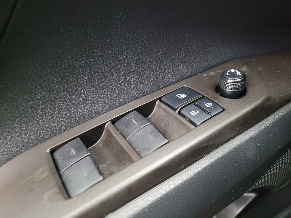 2022 Toyota Camry in Memphis, TN 38115 - 18125274 27