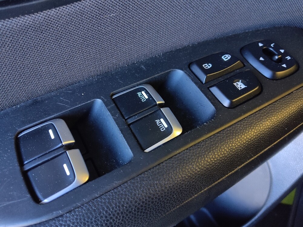 2019 Kia Soul in Houston, TX 77034 - 18125283 27