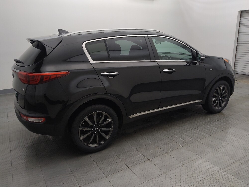 2018 Kia Sportage in Tyler, TX 75701 - 18125286 10