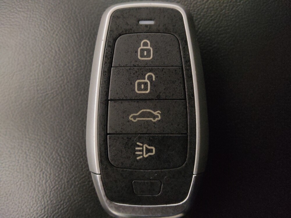 2019 Jeep Grand Cherokee in Houston, TX 77034 - 18125287 32