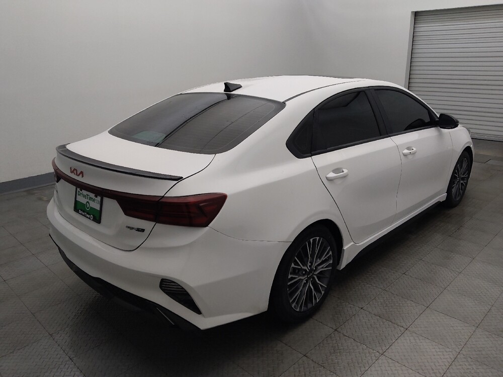2023 Kia Forte in Houston, TX 77074 - 18125293 9