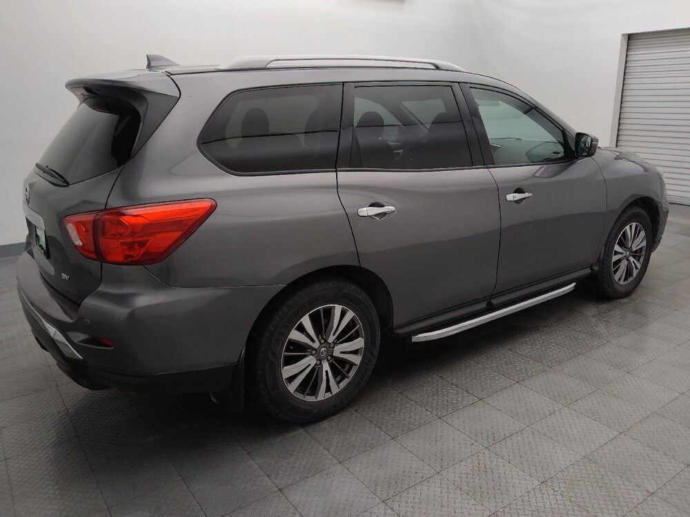 2019 Nissan Pathfinder in Round Rock, TX 78664 - 18125294 10