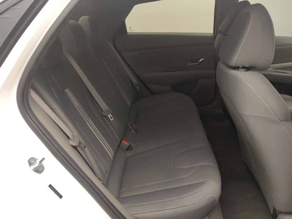 2023 Hyundai Elantra in Live Oak, TX 78233 - 18125295 19