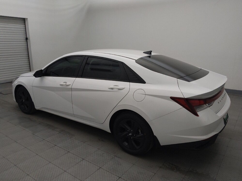 2023 Hyundai Elantra in Live Oak, TX 78233 - 18125295 3