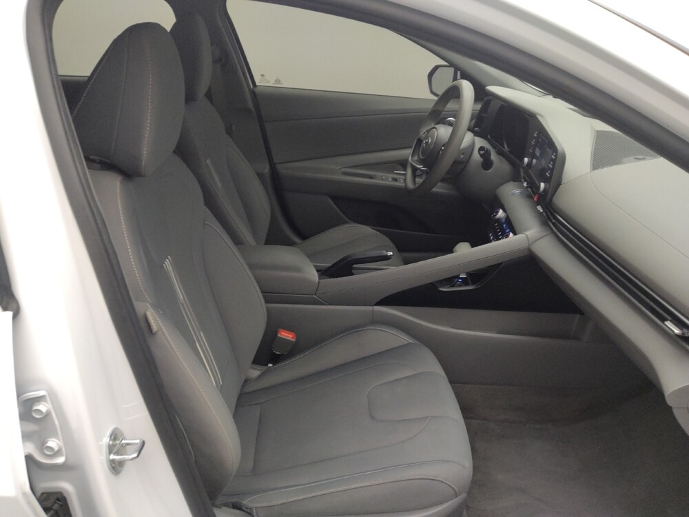 2023 Hyundai Elantra in Live Oak, TX 78233 - 18125295 21