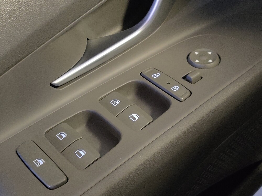 2023 Hyundai Elantra in Live Oak, TX 78233 - 18125295 27