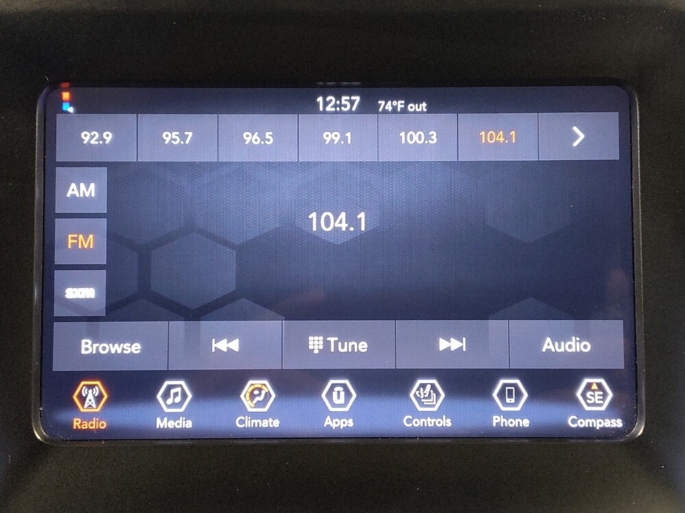 2021 Jeep Cherokee in Baton Rouge, LA 70816 - 18125301 25