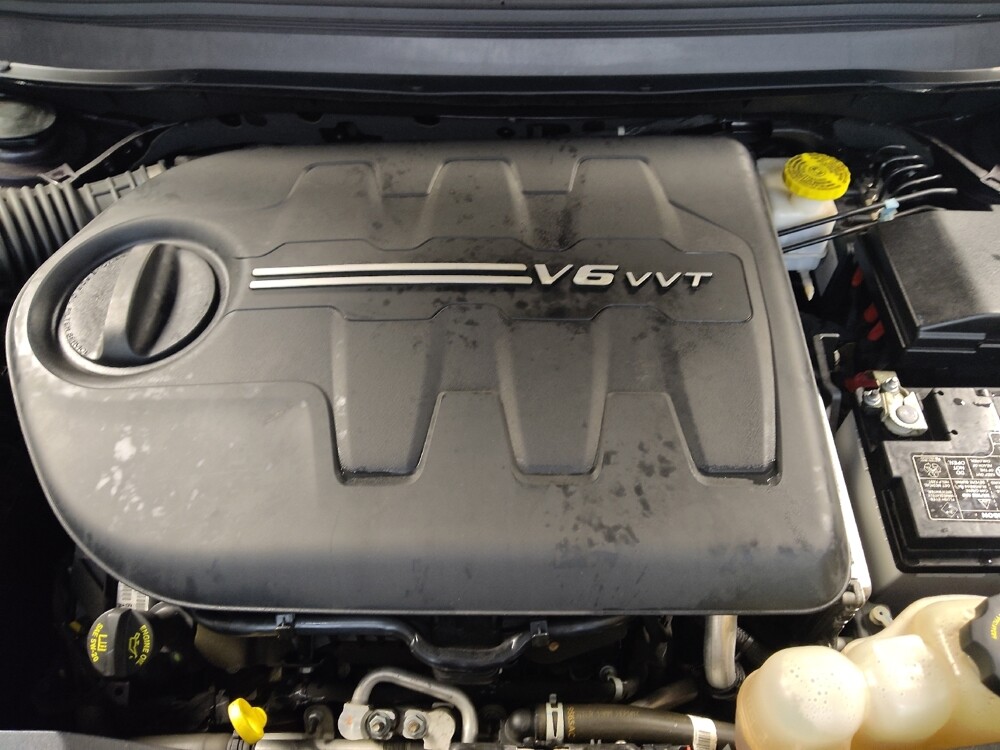 2021 Jeep Cherokee in Baton Rouge, LA 70816 - 18125301 30