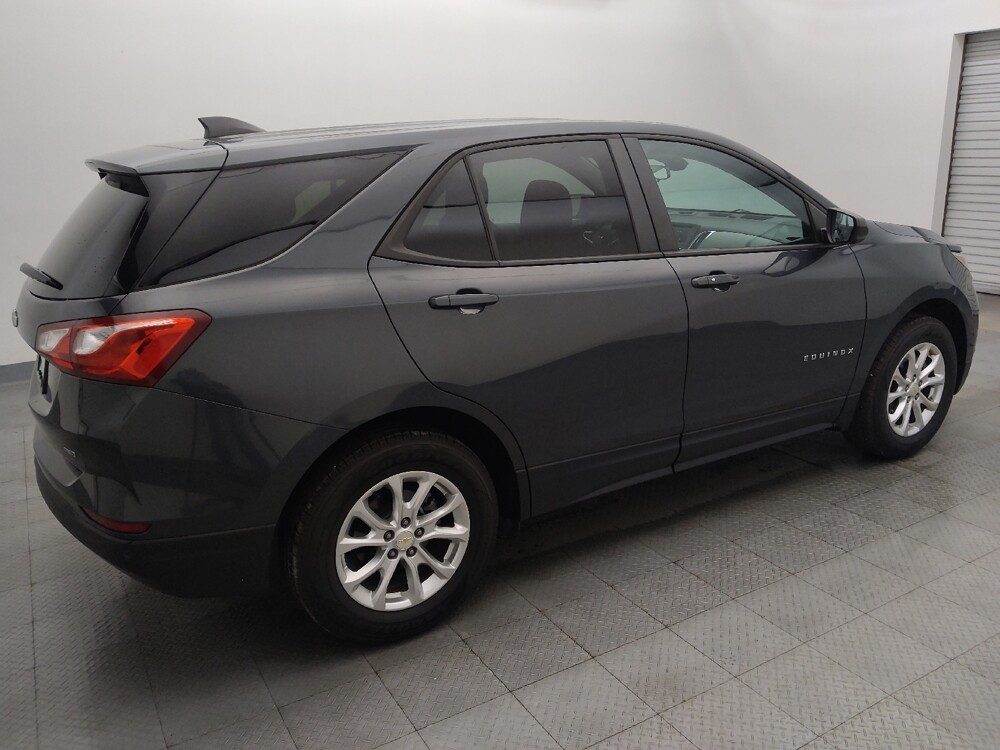 2020 Chevrolet Equinox in Live Oak, TX 78233 - 18125303 10