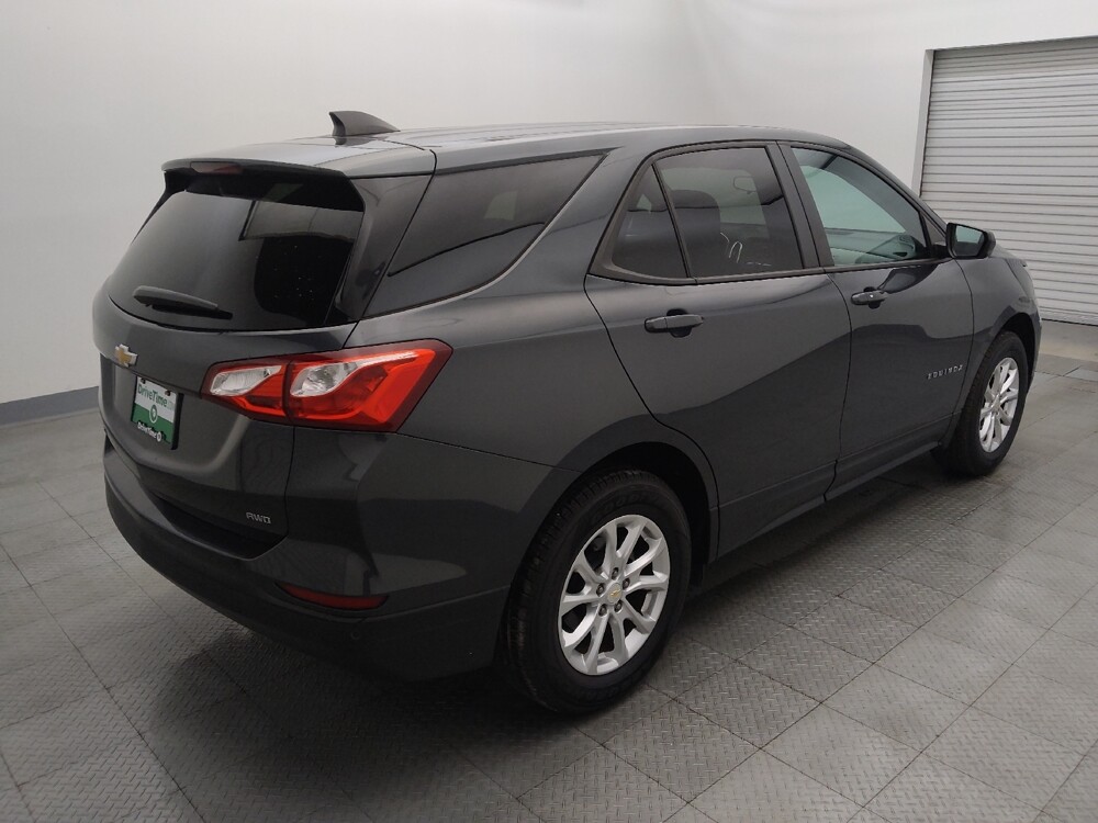 2020 Chevrolet Equinox in Live Oak, TX 78233 - 18125303 9