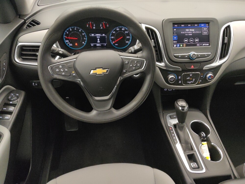2020 Chevrolet Equinox in Live Oak, TX 78233 - 18125303 22