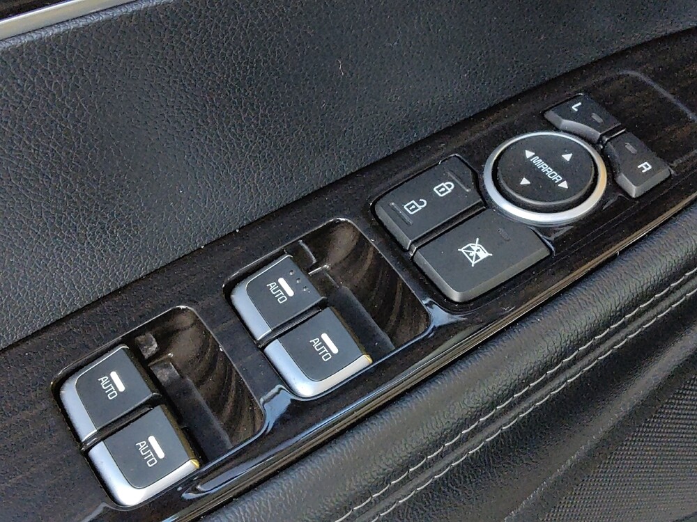 2020 Kia Sorento in Baton Rouge, LA 70816 - 18125307 27