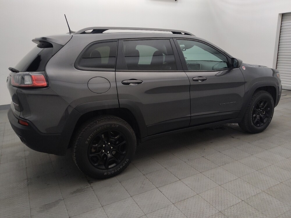 2019 Jeep Cherokee in Houston, TX 77074 - 18125311 10